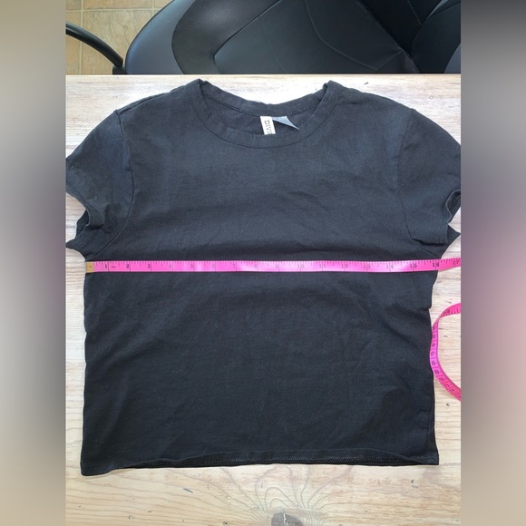 NWT H&M Divided Black Crop Top - Picture 7 of 10
